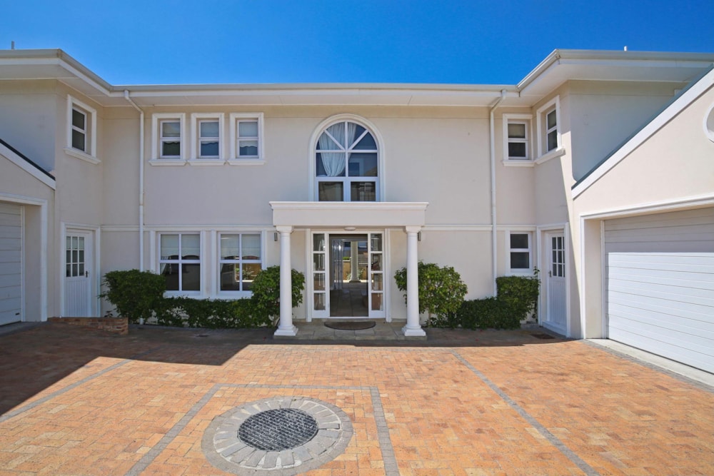 Security estate home for sale in Silvertree Estate - KW1691104