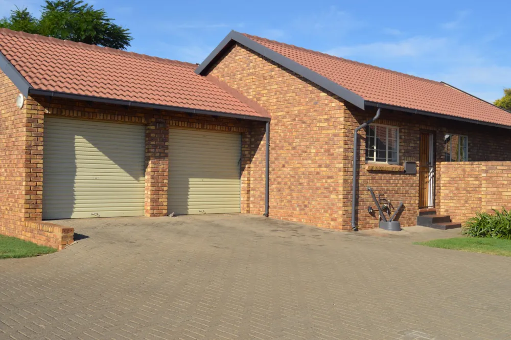 Townhouse let in Eldoraigne - CNL1720674 Townhouse let in Eldoraigne - CNL1720674