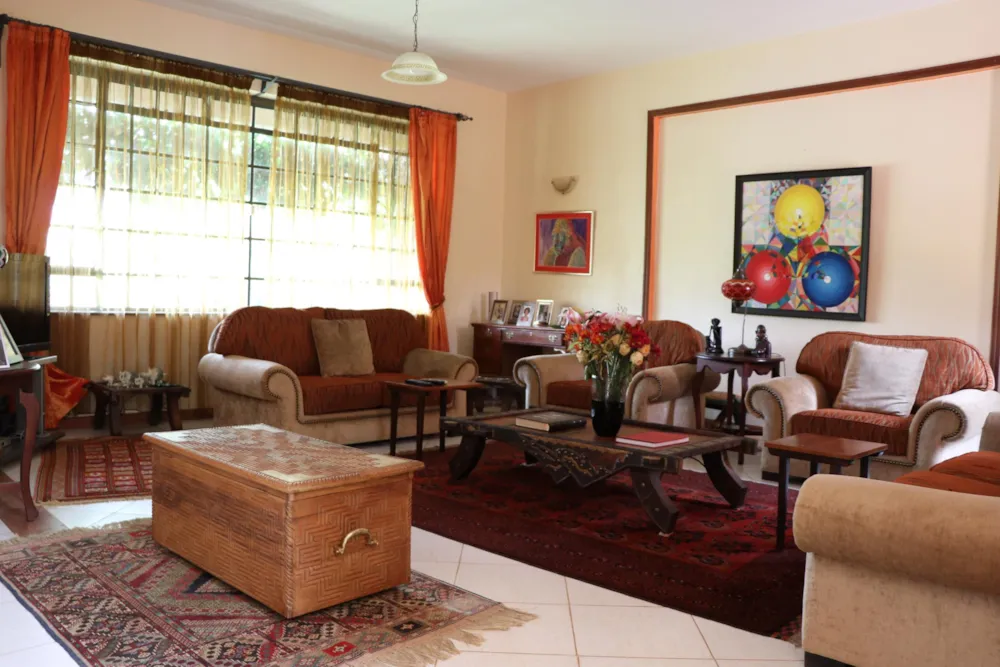 Townhouse to rent in Runda , Kenya - 3KE1755370