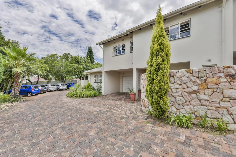 Townhouse for sale in Gallo Manor - HP1747408 Townhouse for sale in Gallo Manor - HP1747408