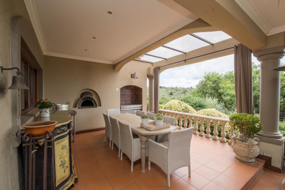 House for sale in Waterkloof Ridge - PT1705705