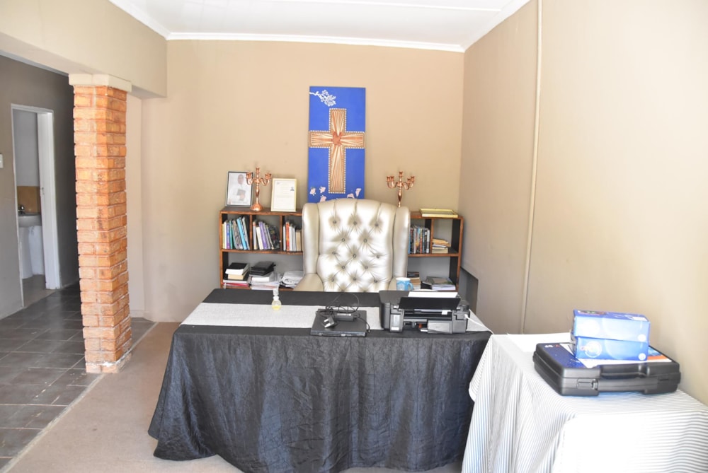 House for sale in Springbok - 1NA1718050