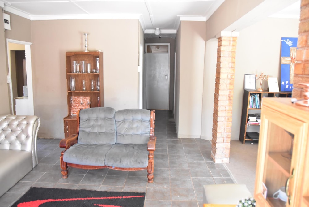 House for sale in Springbok - 1NA1718050