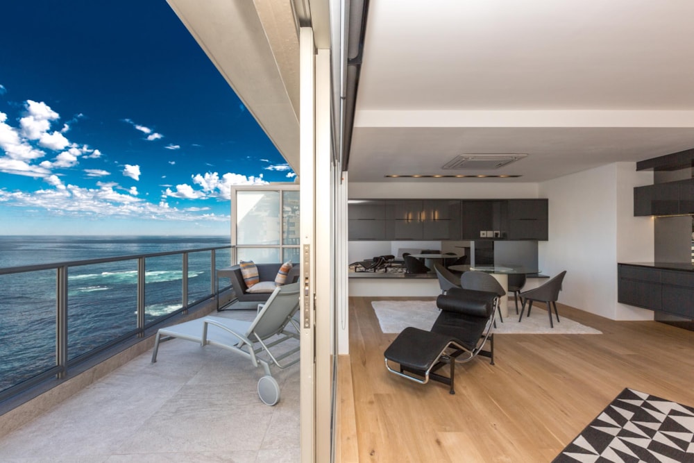 Apartment sold in Bantry Bay - AS1722278 Apartment sold in Bantry Bay - AS1722278
