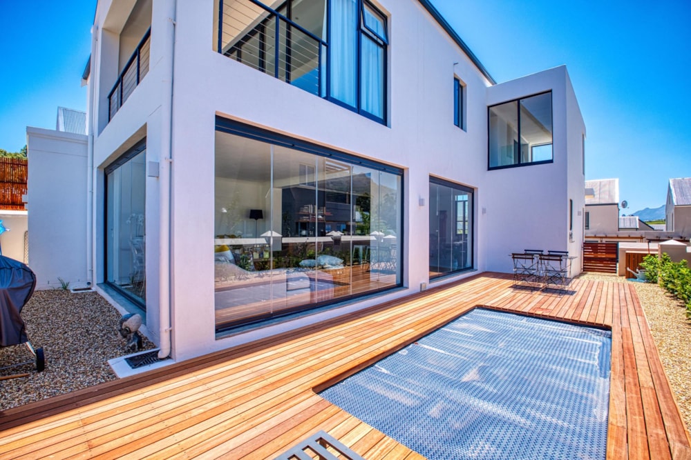 House let in Aan de Weber - ST1678731 House let in Aan de Weber - ST1678731