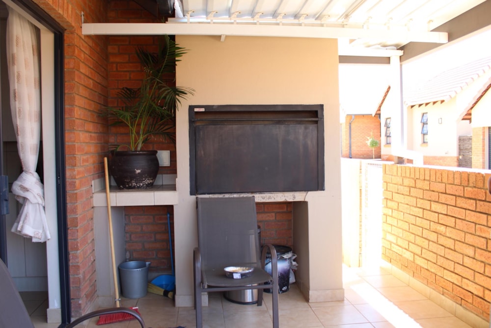 Townhouse to rent in Wild Olive Estate - 1BX1732686