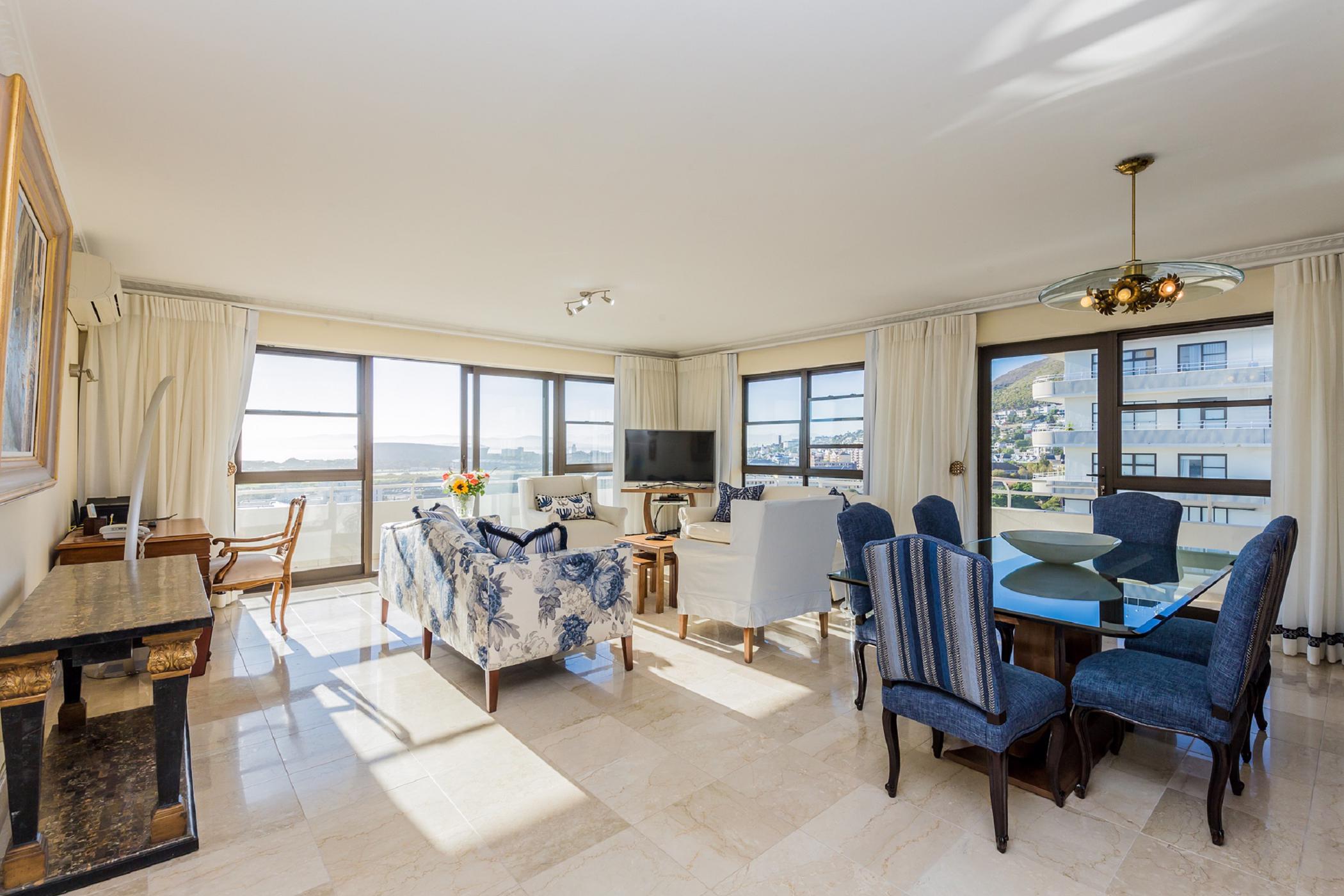 Apartment to rent in Three Anchor Bay - ASL1723738