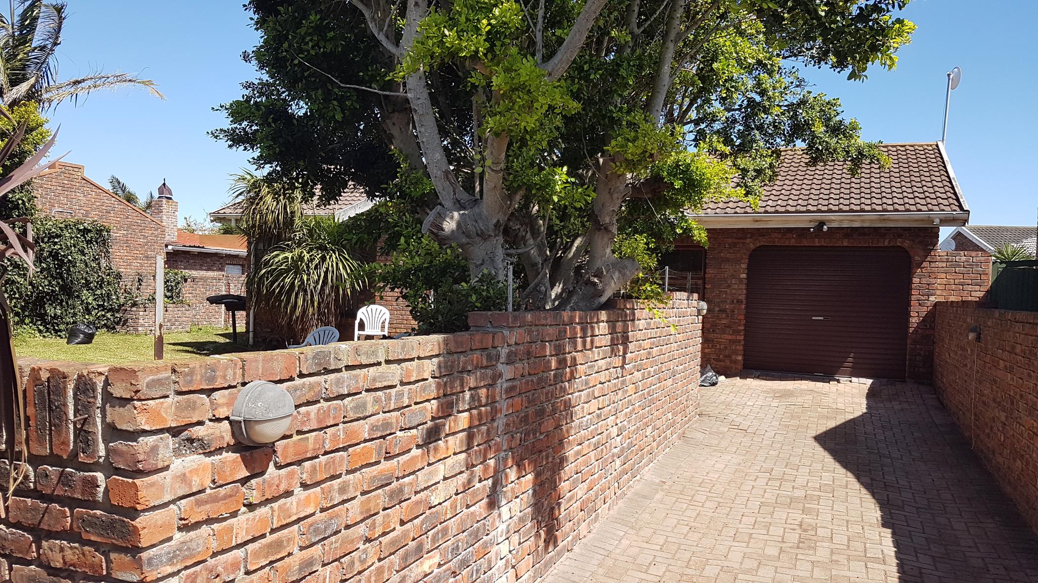 House to rent in Greenshields Park - 1PLZ1720926