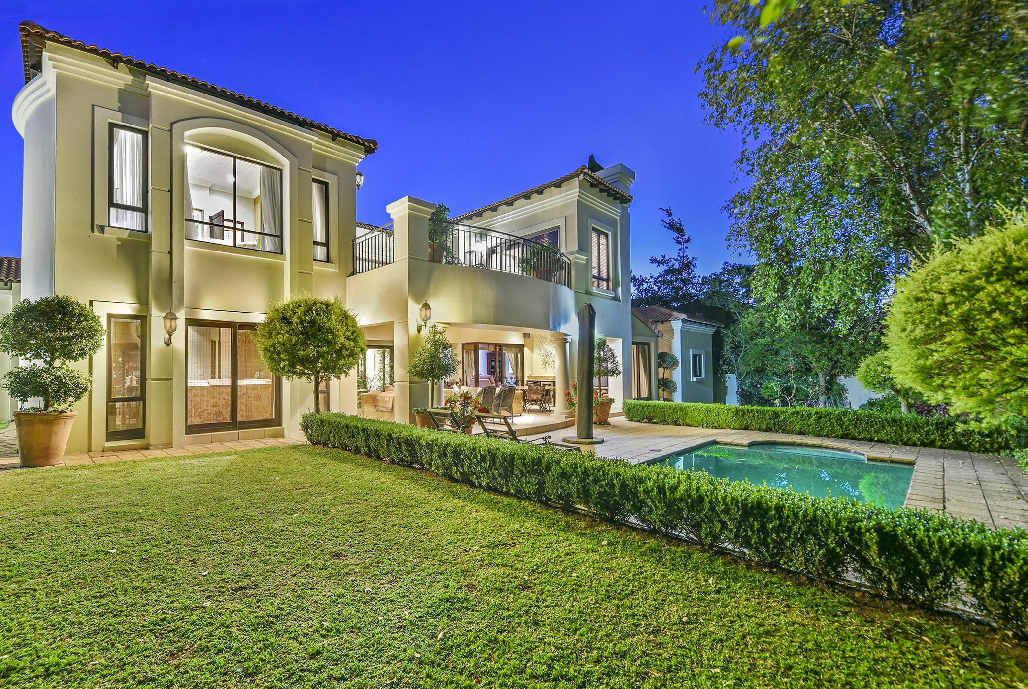 House for sale in Cedar Lakes - FW1687697