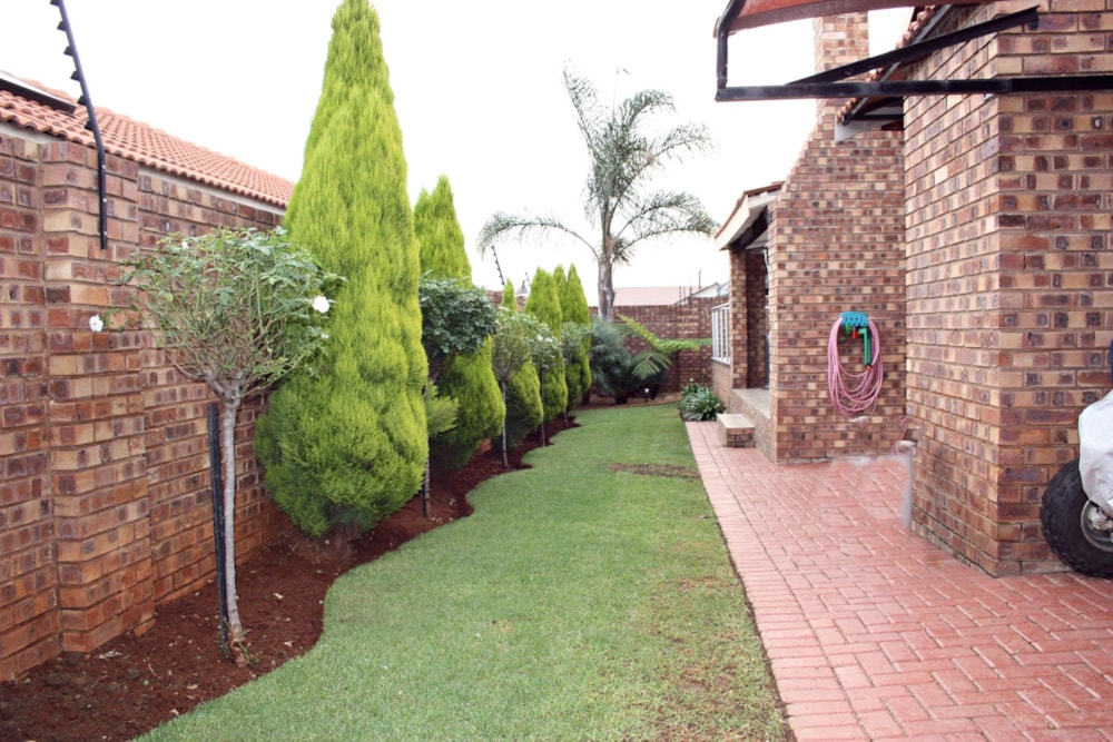 House let in Sterkspruit Estate - 1LY1710354 House let in Sterkspruit Estate - 1LY1710354