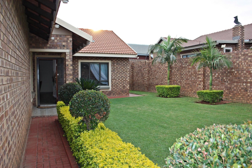 House let in Sterkspruit Estate - 1LY1710354 House let in Sterkspruit Estate - 1LY1710354