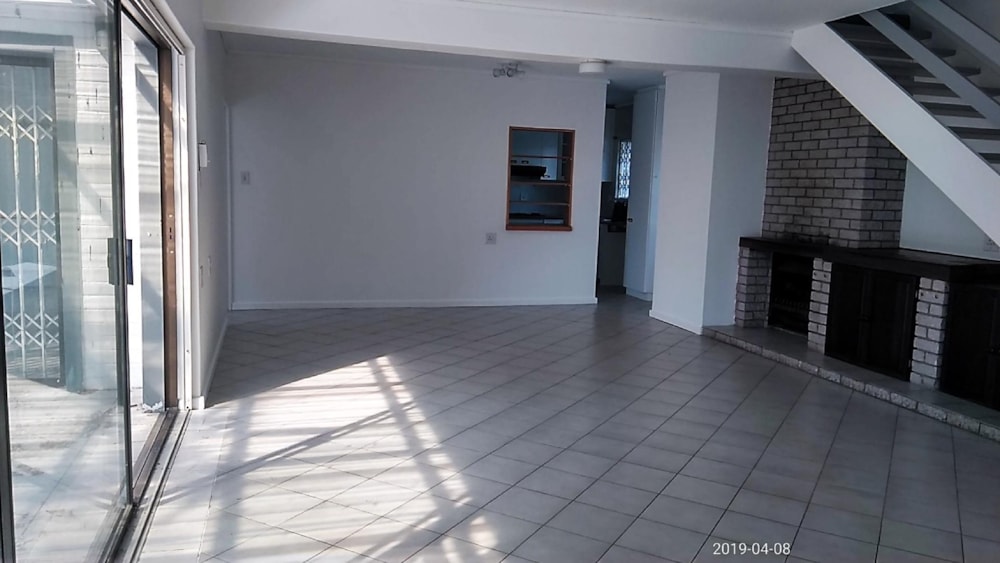 Townhouse let in Stellenbosch - STL1713639 Townhouse let in Stellenbosch - STL1713639