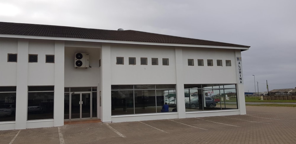 Commercial industrial property to rent in Alton - 1RY1712282