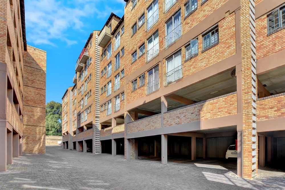 Apartment for sale in Ferndale, Randburg - RAN1702900