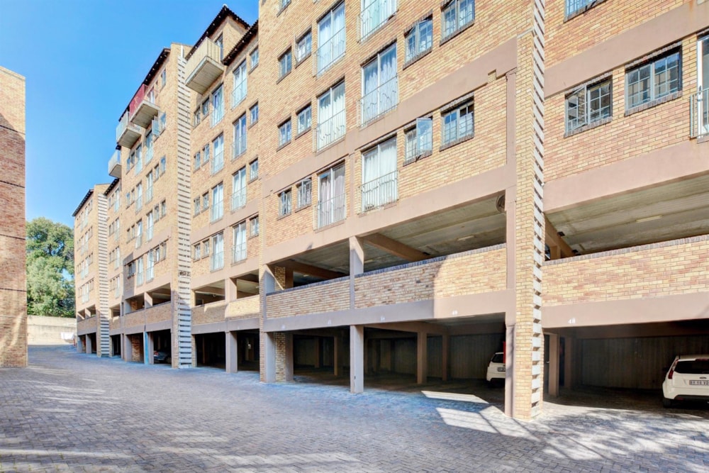 Apartment for sale in Ferndale, Randburg - RAN1702900 Apartment for sale in Ferndale, Randburg - RAN1702900