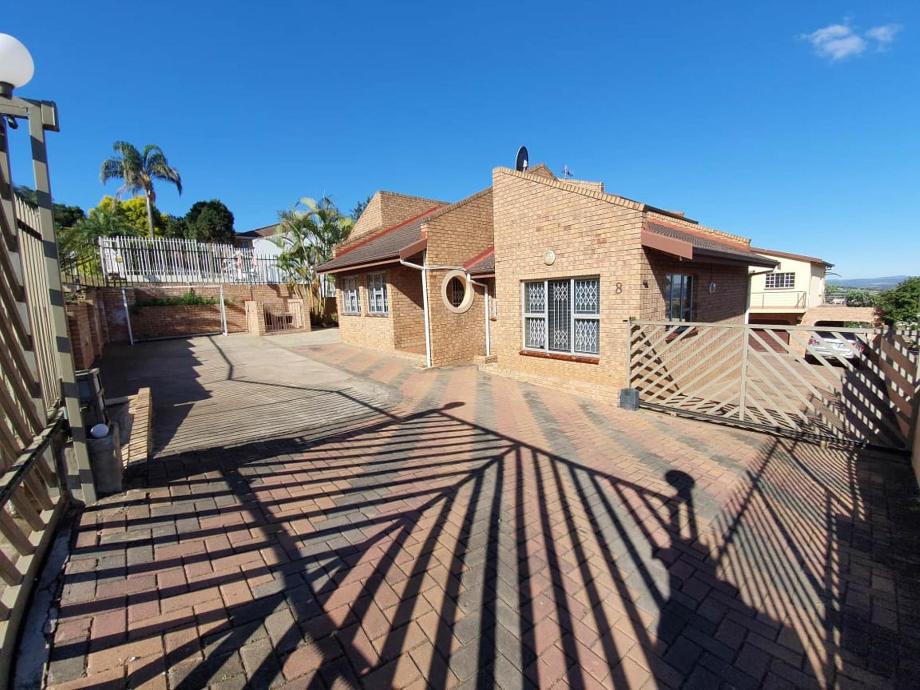 House for sale in Orient Heights - 1PM1715856