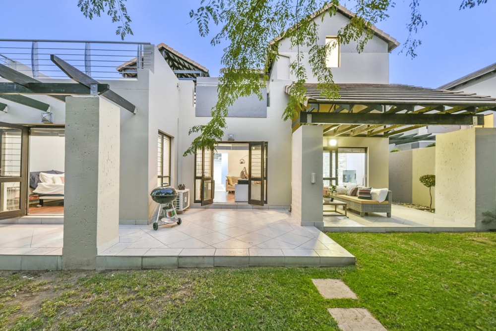 Townhouse for sale in Lonehill - FW1751109 Townhouse for sale in Lonehill - FW1751109