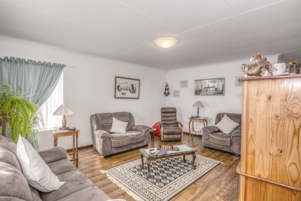 House sold in Springfield, Port Elizabeth, Gqeberha - 1PLZ1675629 House sold in Springfield, Port Elizabeth, Gqeberha - 1PLZ1675629