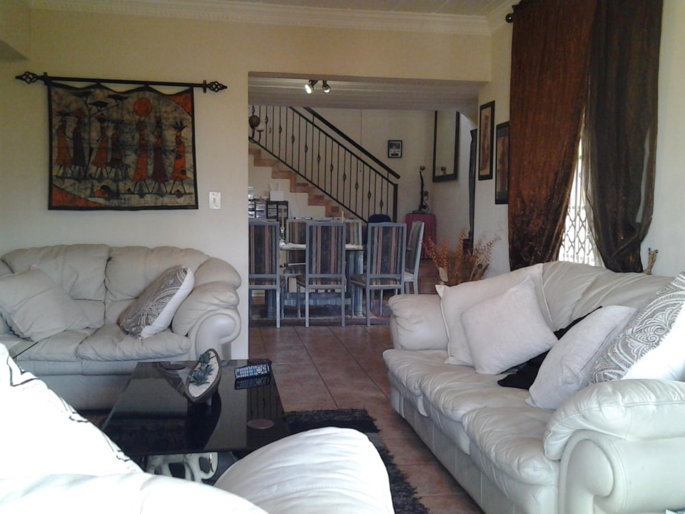 Townhouse let in La Montagne, Pretoria East - PTL1706098 Townhouse let in La Montagne, Pretoria East - PTL1706098