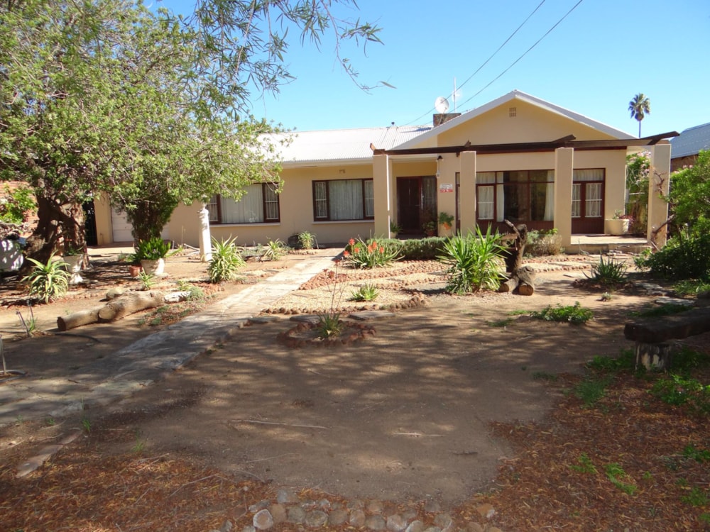 House sold in Beaufort West - 1KK1678859 House sold in Beaufort West - 1KK1678859