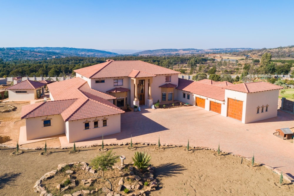 House for sale in Mooikloof Heights - PT1700121