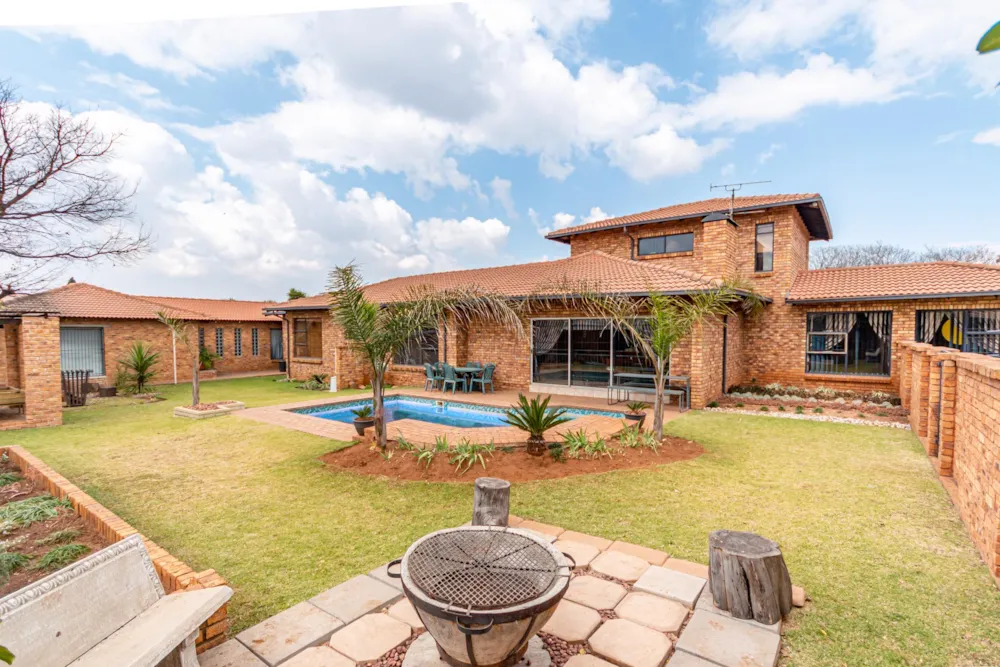House for sale in Ravenswood - BOK1647518