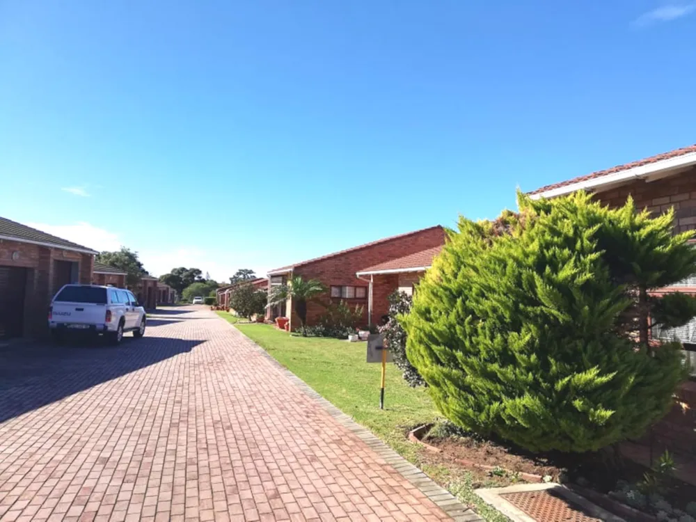 Townhouse to rent in Fernglen - 1PLZ1752860 Townhouse to rent in Fernglen - 1PLZ1752860