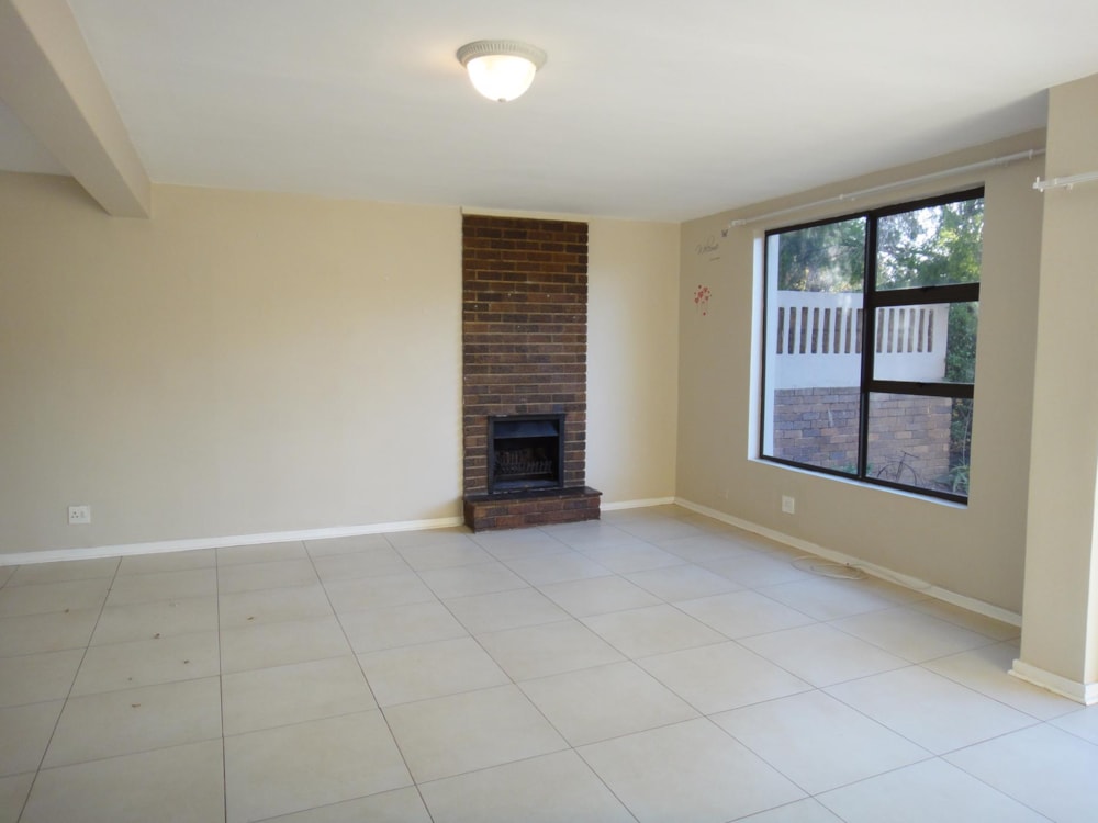 Townhouse for sale in Hutten Heights - 1NW1751599
