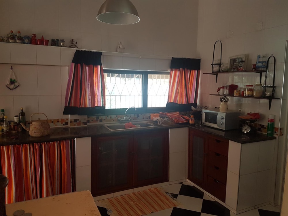 House to rent in Matola, Mozambique - 3MQ1446748 House to rent in Matola, Mozambique - 3MQ1446748