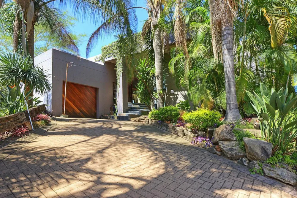 House let in Sonheuwel Ext 1 - 1NS1738722 House let in Sonheuwel Ext 1 - 1NS1738722