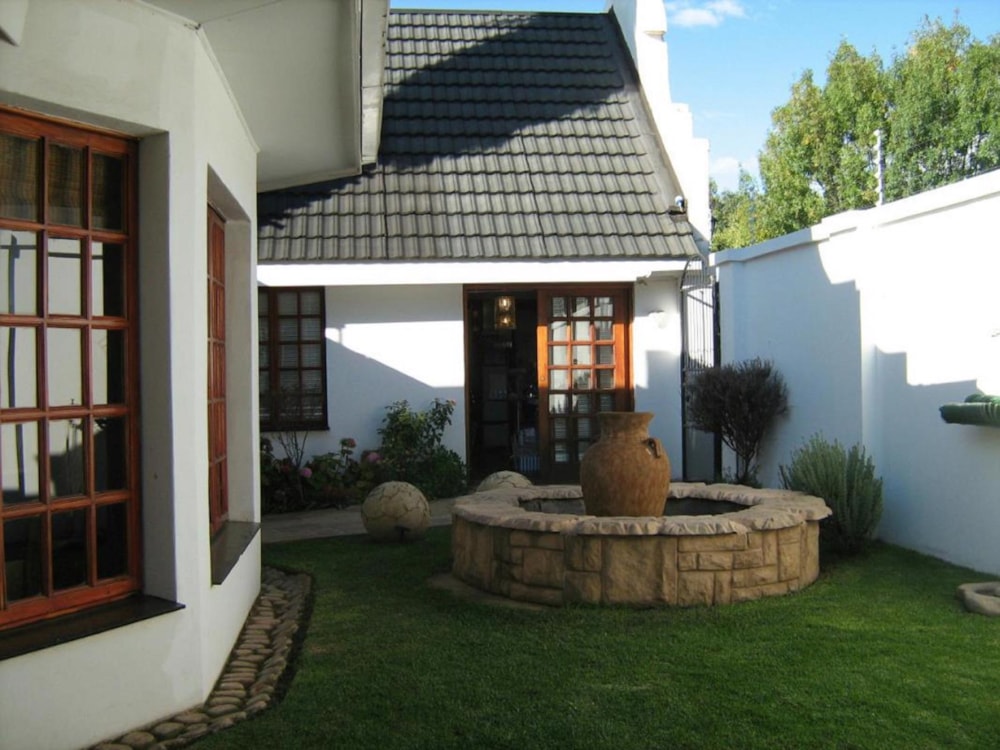 House for sale in Waverley, Bloemfontein - 1BX1715011