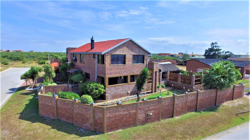 House for sale in Bluewater Bay, Port Elizabeth, Gqeberha - 1PLZ1737488