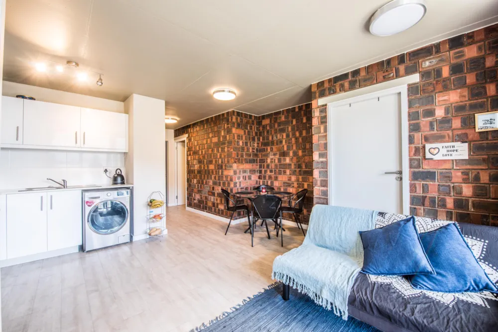 Apartment sold in Observatory, Cape Town - KW1735689 Apartment sold in Observatory, Cape Town - KW1735689