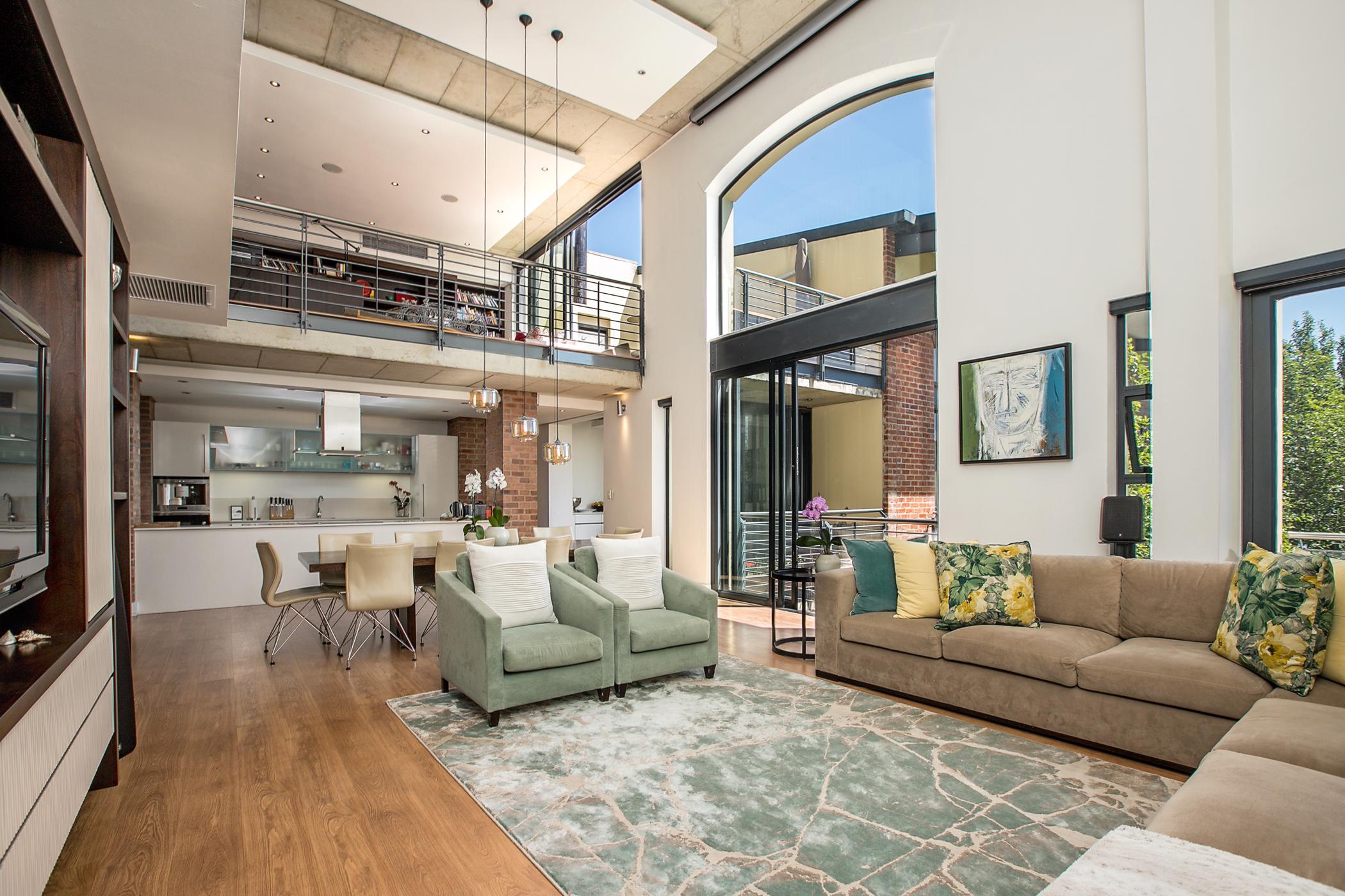 Apartment sold in Melrose Arch - HP1719856