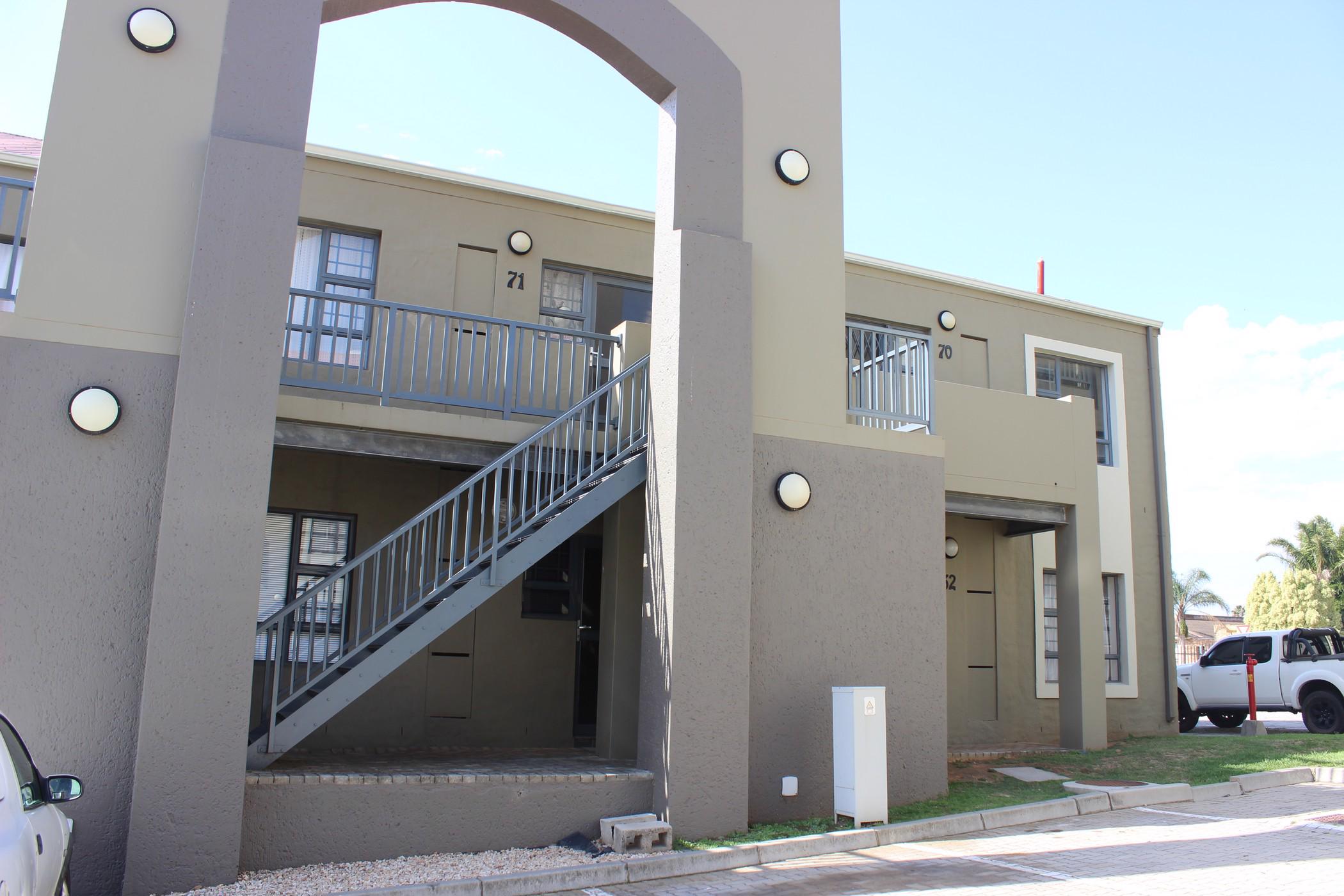 House let in Winterhoek Park - 1UK1702440