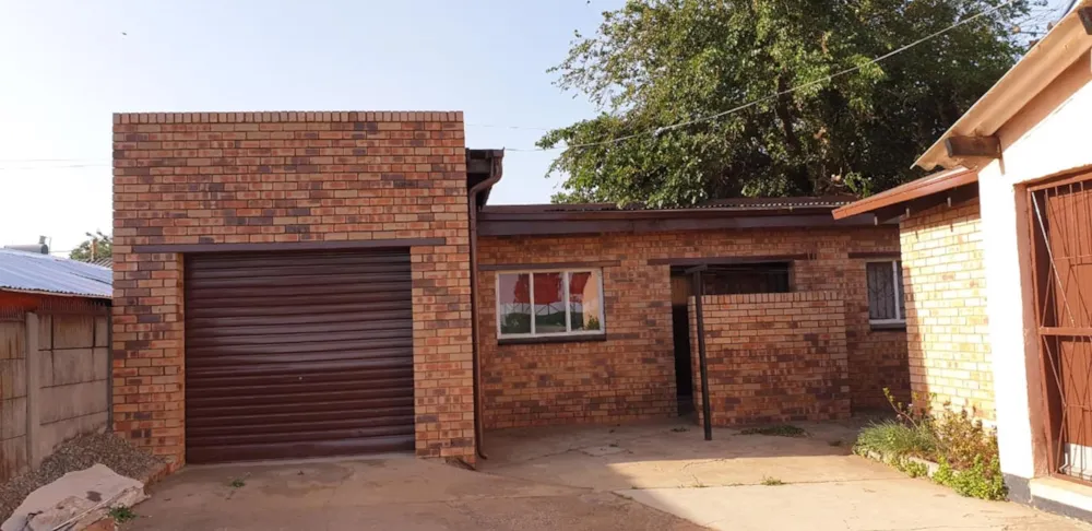 House sold in Eldorado Park - 1GV1674212