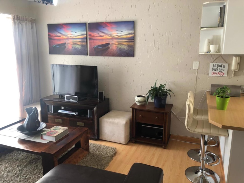 Townhouse to rent in Meredale - 1GV1461288