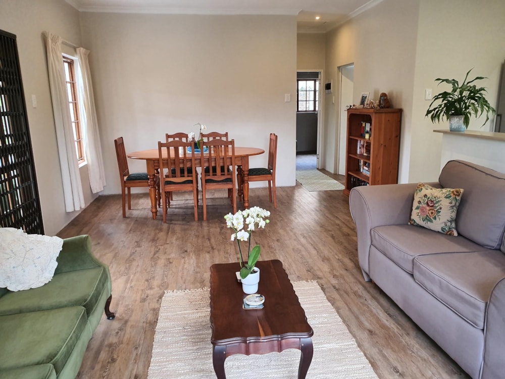Garden apartment let in Kloof - 1KF1683161