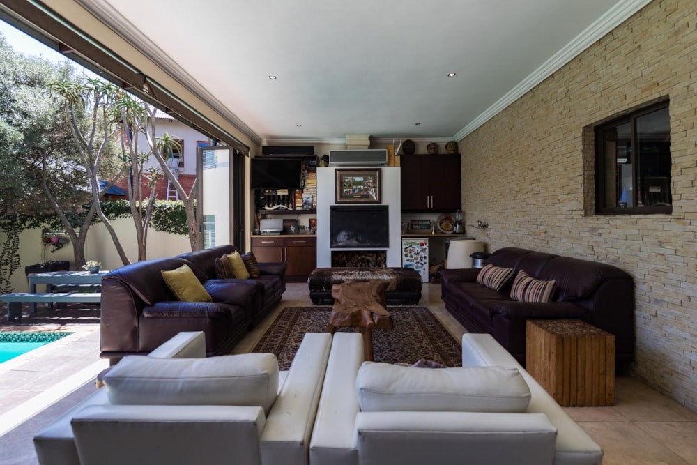 Golf estate house for sale in Waterkloof Ridge - PT1667395 Golf estate house for sale in Waterkloof Ridge - PT1667395