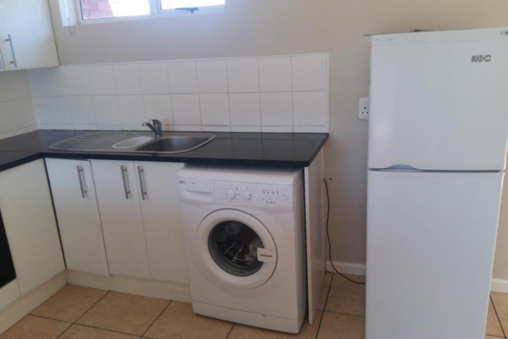 Multi-storey apartment let in Grahamstown Central (Makhanda Central)  - 1GC1668272 Multi-storey apartment let in Grahamstown Central (Makhanda Central)  - 1GC1668272