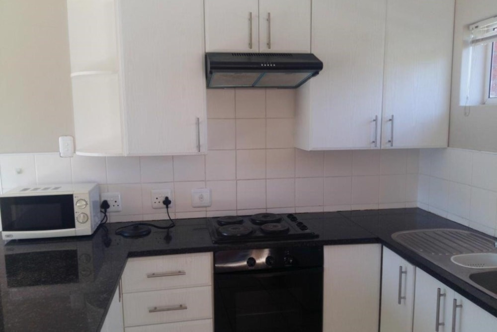 Multi-storey apartment let in Grahamstown Central (Makhanda Central)  - 1GC1668272 Multi-storey apartment let in Grahamstown Central (Makhanda Central)  - 1GC1668272