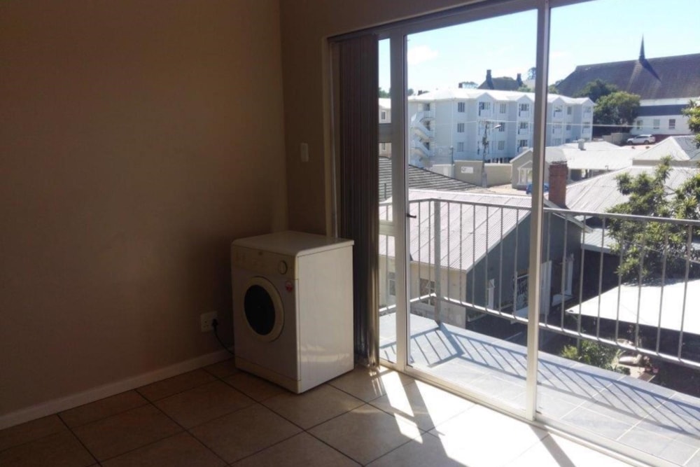 Multi-storey apartment let in Grahamstown Central (Makhanda Central)  - 1GC1668272 Multi-storey apartment let in Grahamstown Central (Makhanda Central)  - 1GC1668272