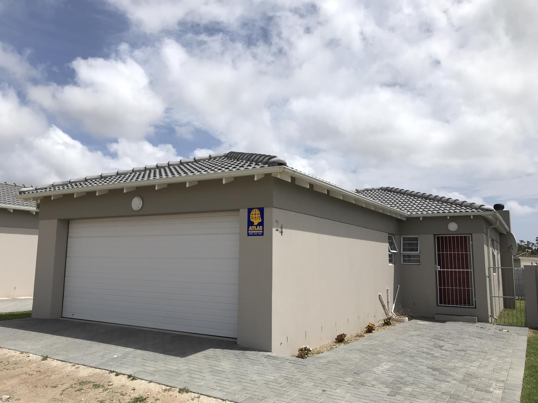 Townhouse to rent in Sherwood, Port Elizabeth, Gqeberha - 1PLZ1418577