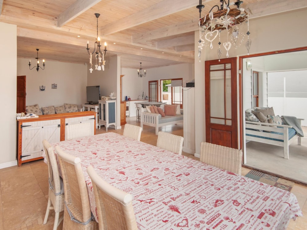 House for sale in Kleinmond - KN1723685 House for sale in Kleinmond - KN1723685