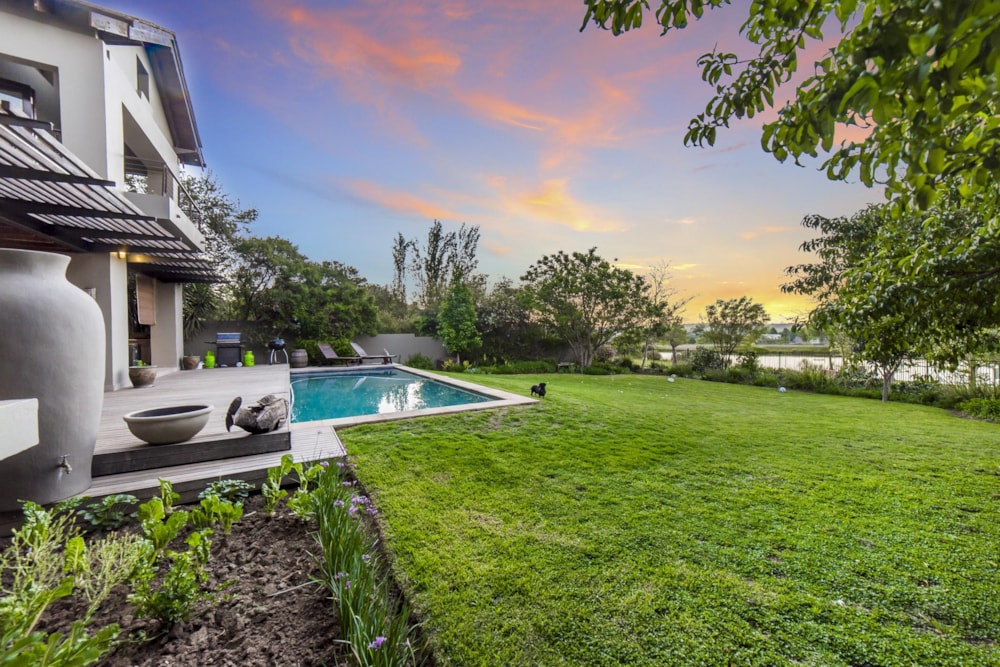 Double-storey house for sale in Cedar Lakes - FW1735020