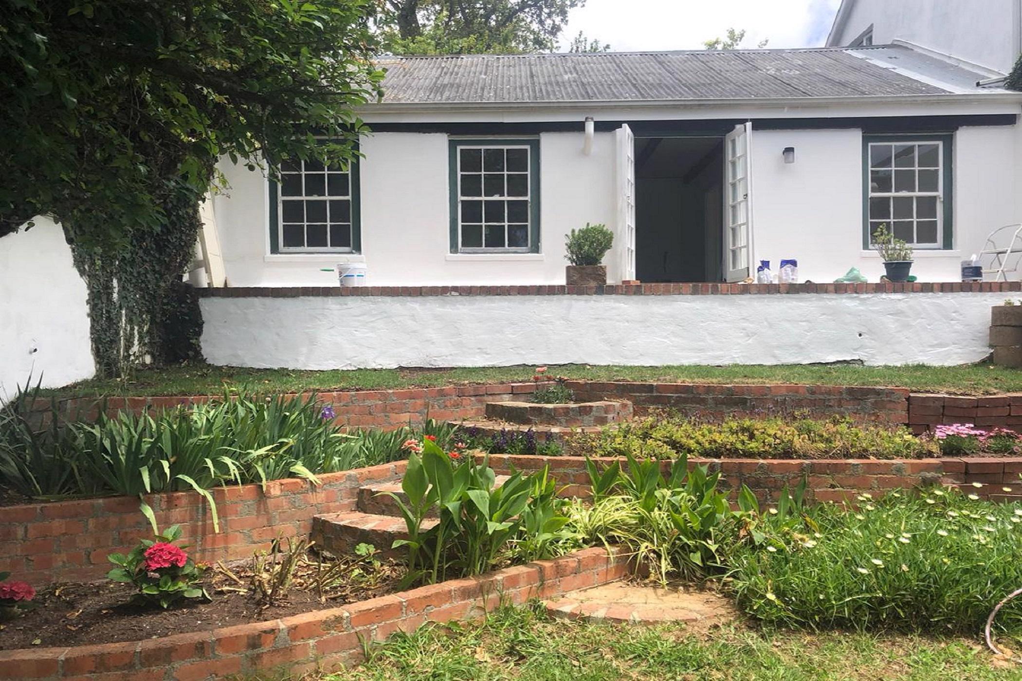 Cottage let in Constantia, Cape Town - RBL1704742