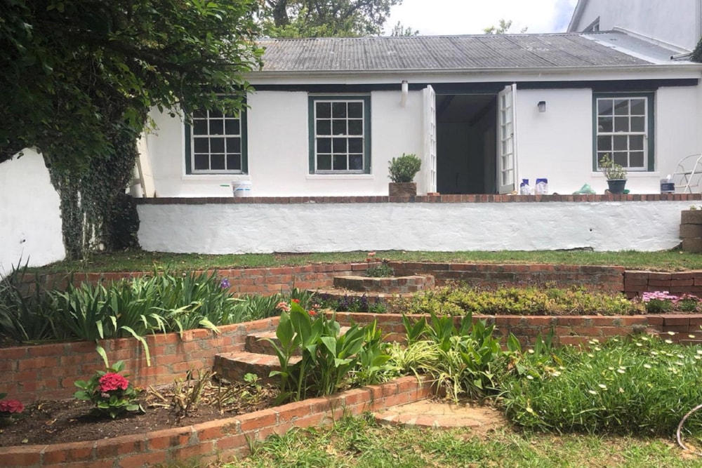 Cottage let in Constantia, Cape Town - RBL1704742 Cottage let in Constantia, Cape Town - RBL1704742