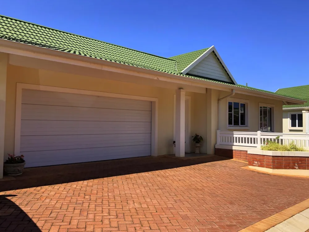 Retirement home let in Mount Edgecombe Retirement Village - 1MT1749814 Retirement home let in Mount Edgecombe Retirement Village - 1MT1749814