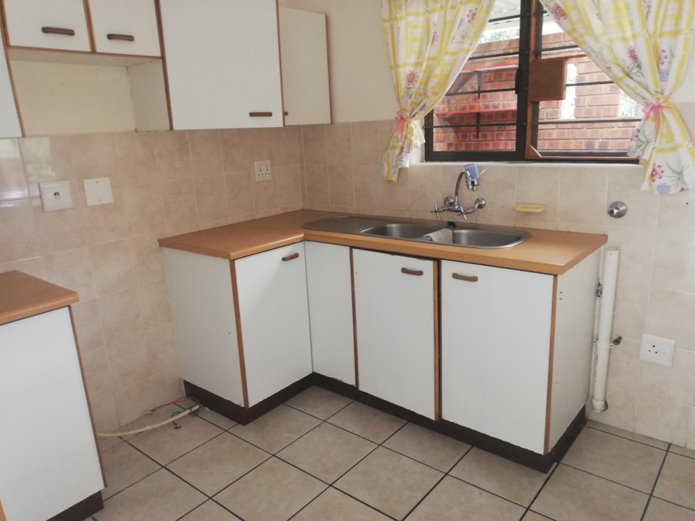House to rent in Pennington - 1SI1740248