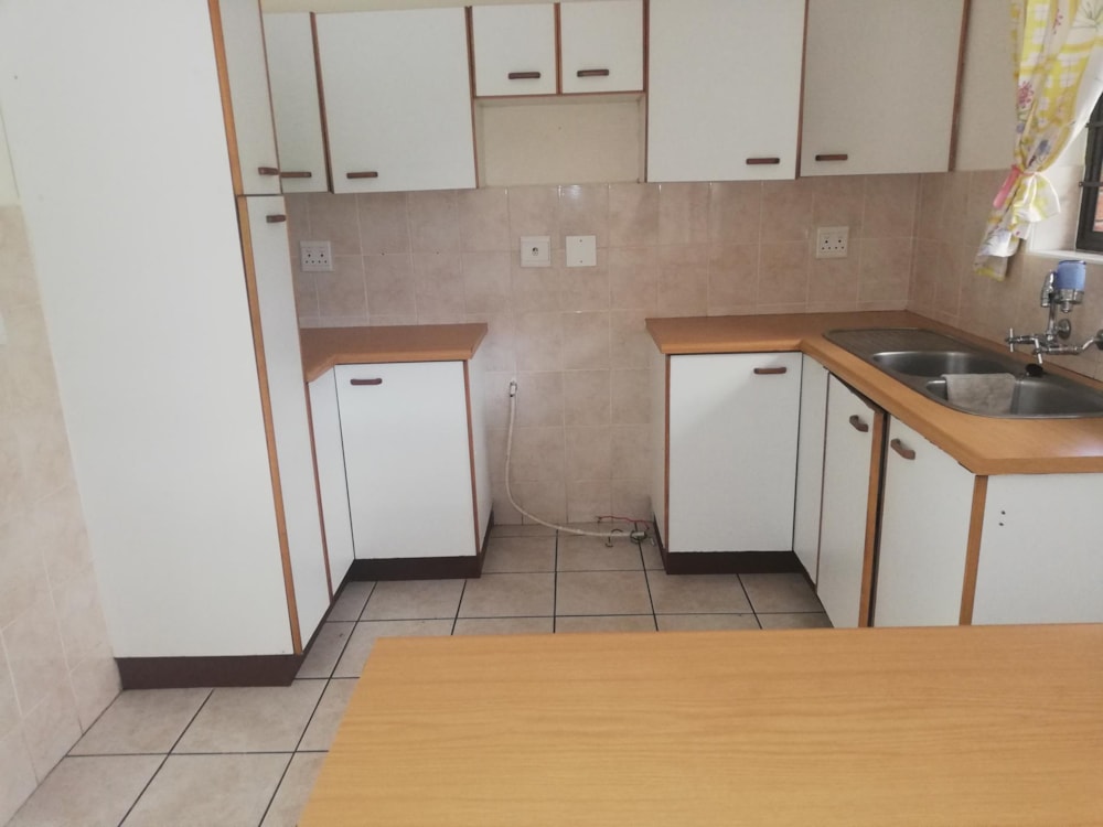 House to rent in Pennington - 1SI1740248